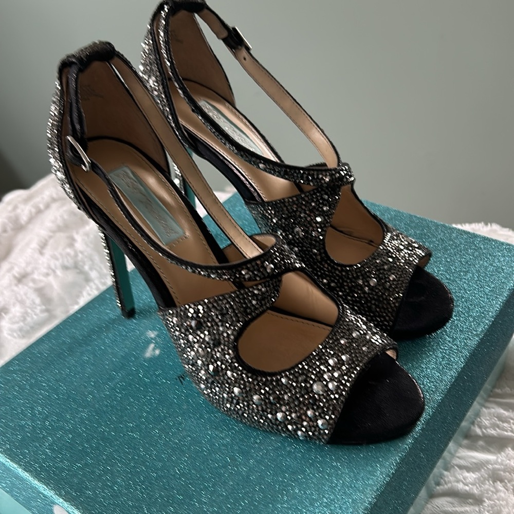 Betsy Johnson Crystal Peep Toes sz8 - Picture 2 of 6